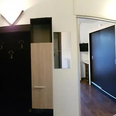 Lejlighed 2-rooms Near The Center Of *
