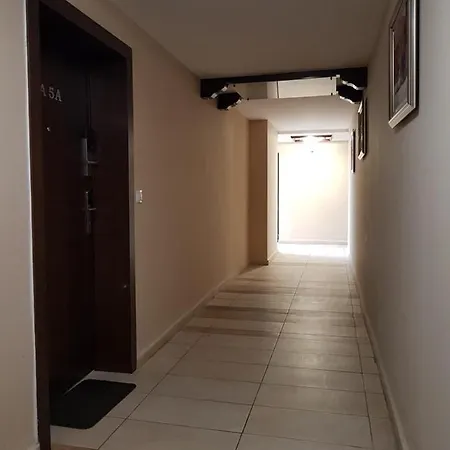 2-rooms Near The Center Of Lejlighed *