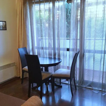 Apartment 2-rooms Near The Center Of